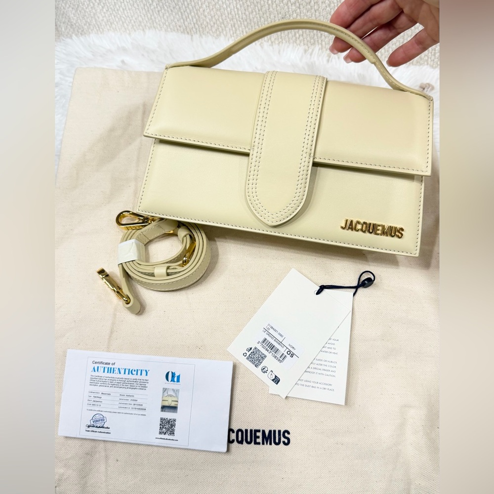 NEW JacquemusLe Chouchou Le Grand Bambino NWT Leather Top-Handle Bag IVORY